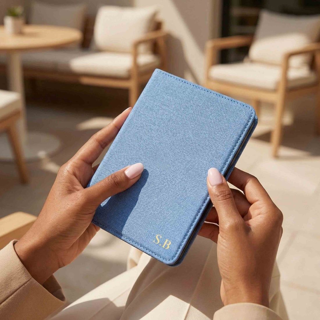 Light Blue Textured Leather Kindle Case with Hand Strap - Snap Bands