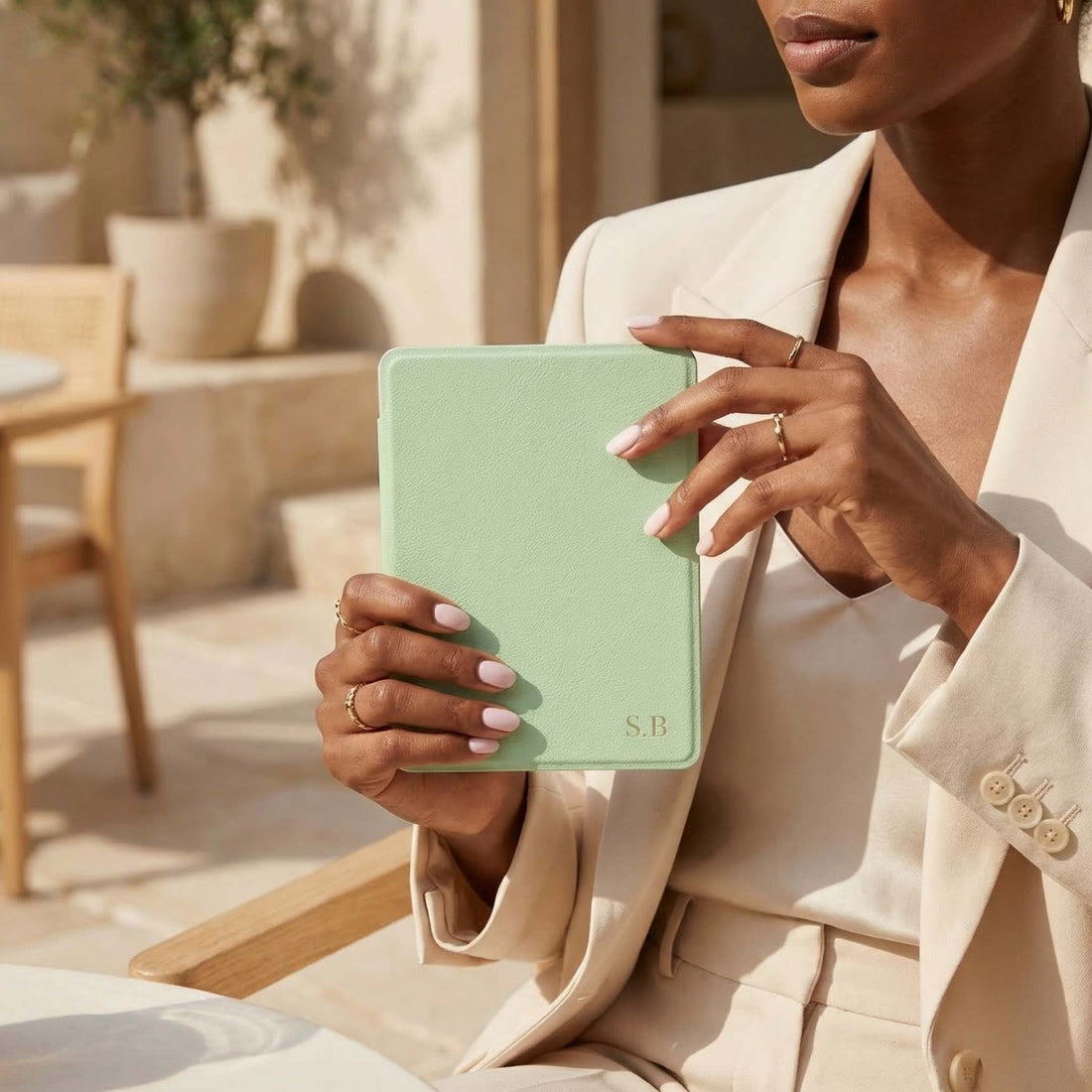 Light Green Leather Kindle Case - Snap Bands