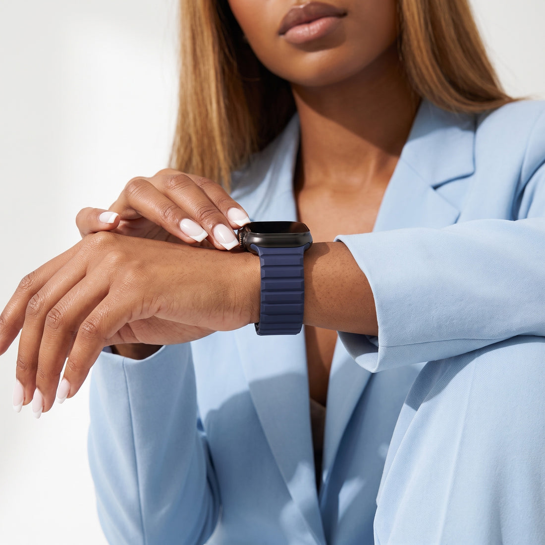 Dena Silicone Magnetic Loop Band