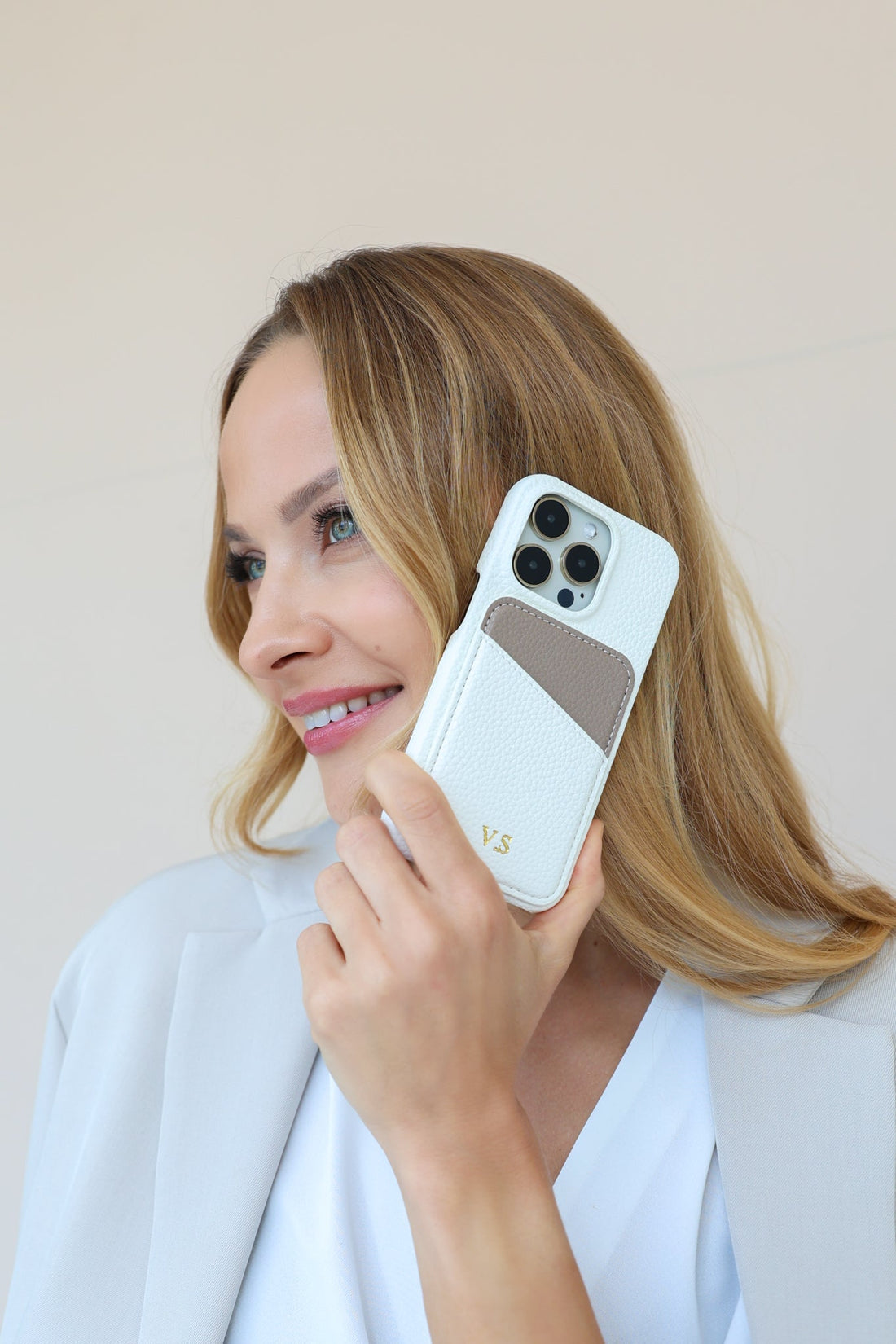 White iPhone Case with Card Holder Two Colors - Snap Bands